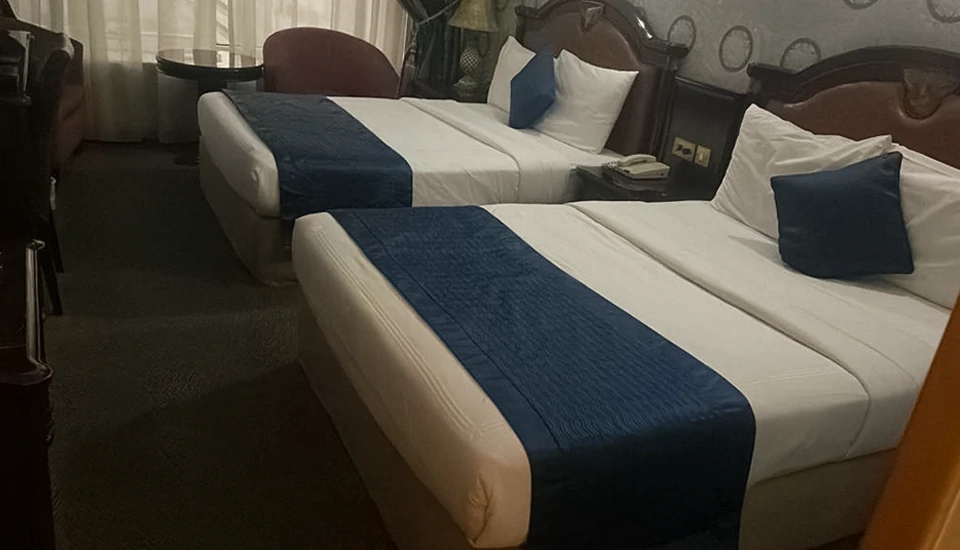 هتل سان اند سندز